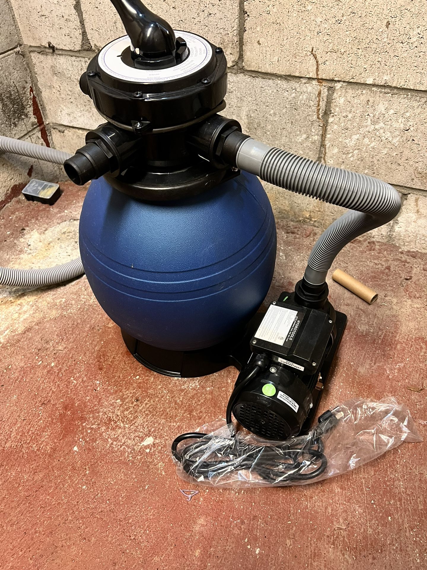 Hydro tools Pool Filter And Pump System 