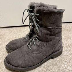 Ugg Sheepskin Shearling Boots, Size 7