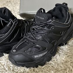 Balenciaga Track Size 8 
