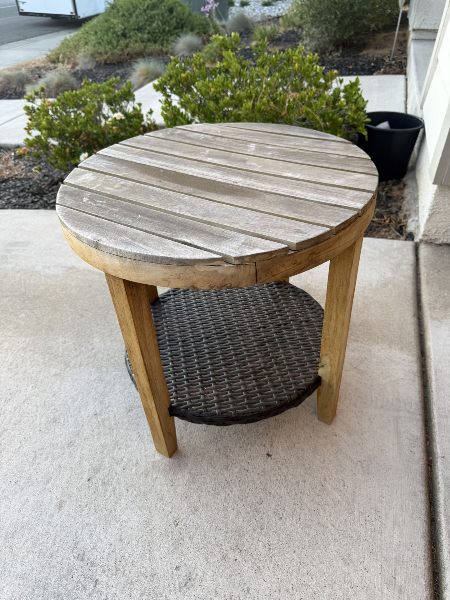 Wooden table in great condition! Only 1 left!