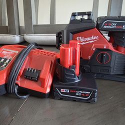Milwaukee 360 Laser Green