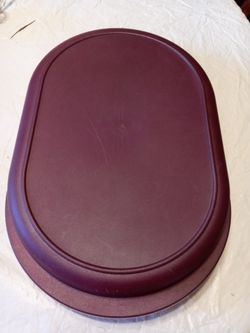 Burgundy Tupperware  Party Tray , New $15. Pick Up In Oak Cliff 