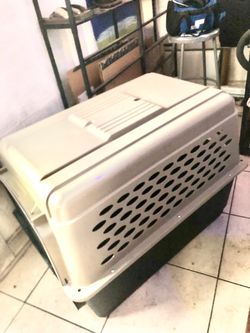 Large Hard-Shell Pet kennel, Dog Kennel 40”
