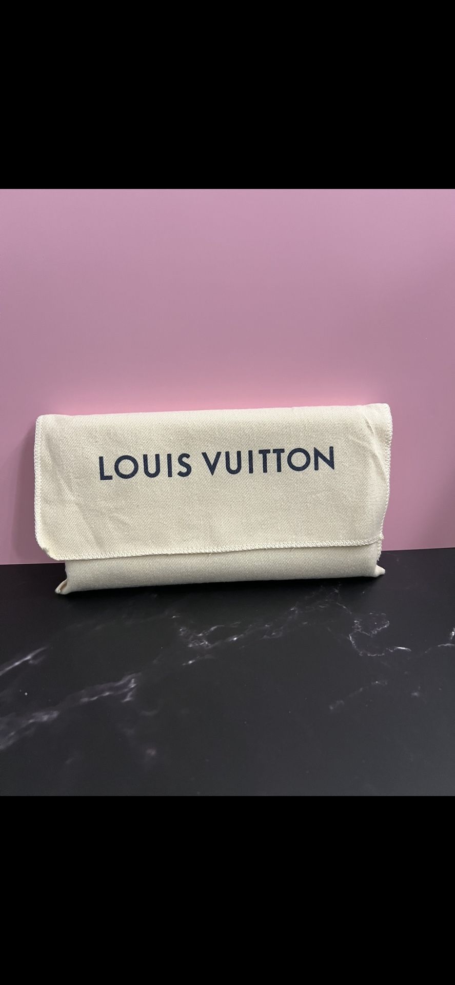 Louis Vuitton Zippy Wallet In Damier Azur Canvas