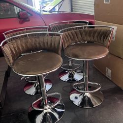 4 modern bar stools 