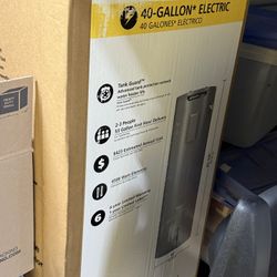 New 40 Gallon Electric Hot Water Heater 