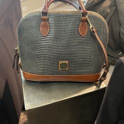 Dooney & Bourke