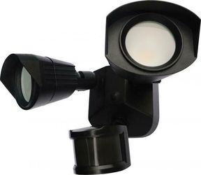 Nuvo Lighting 65-221 Outdoor Wall Light (Open Box / Scratch & Dent)