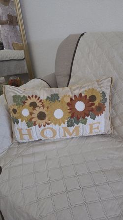 2 Pillows