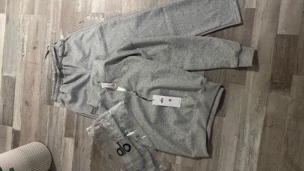 Alo Yoga Grey Sweatpants with Tags