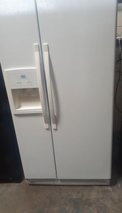 Roper Side-by-Side White Refrigerator Fridge
