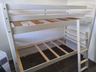 Bunk bed