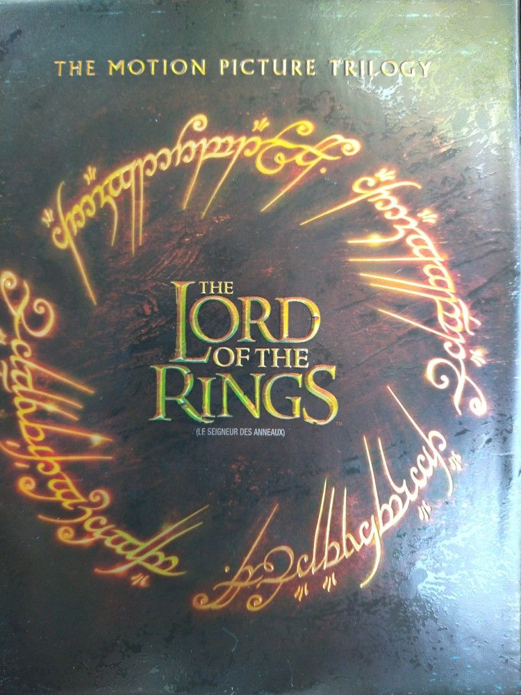 The Lord Of The Rings Trilogy. ( Blu Ray)