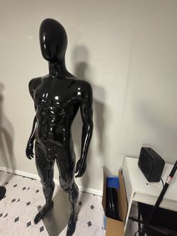 Male mannequin