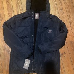 Berverly hills polo club coat Size Medium 