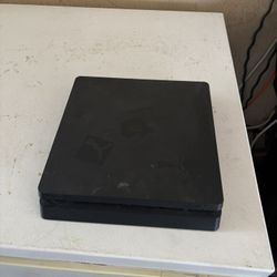 PS4 Slim