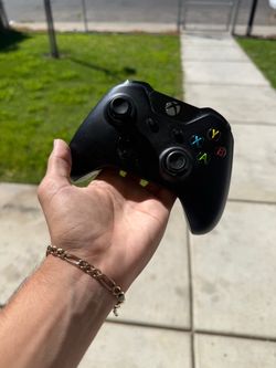 Xbox one wireless controller