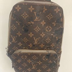 Louis Vuitton Sling Bag 