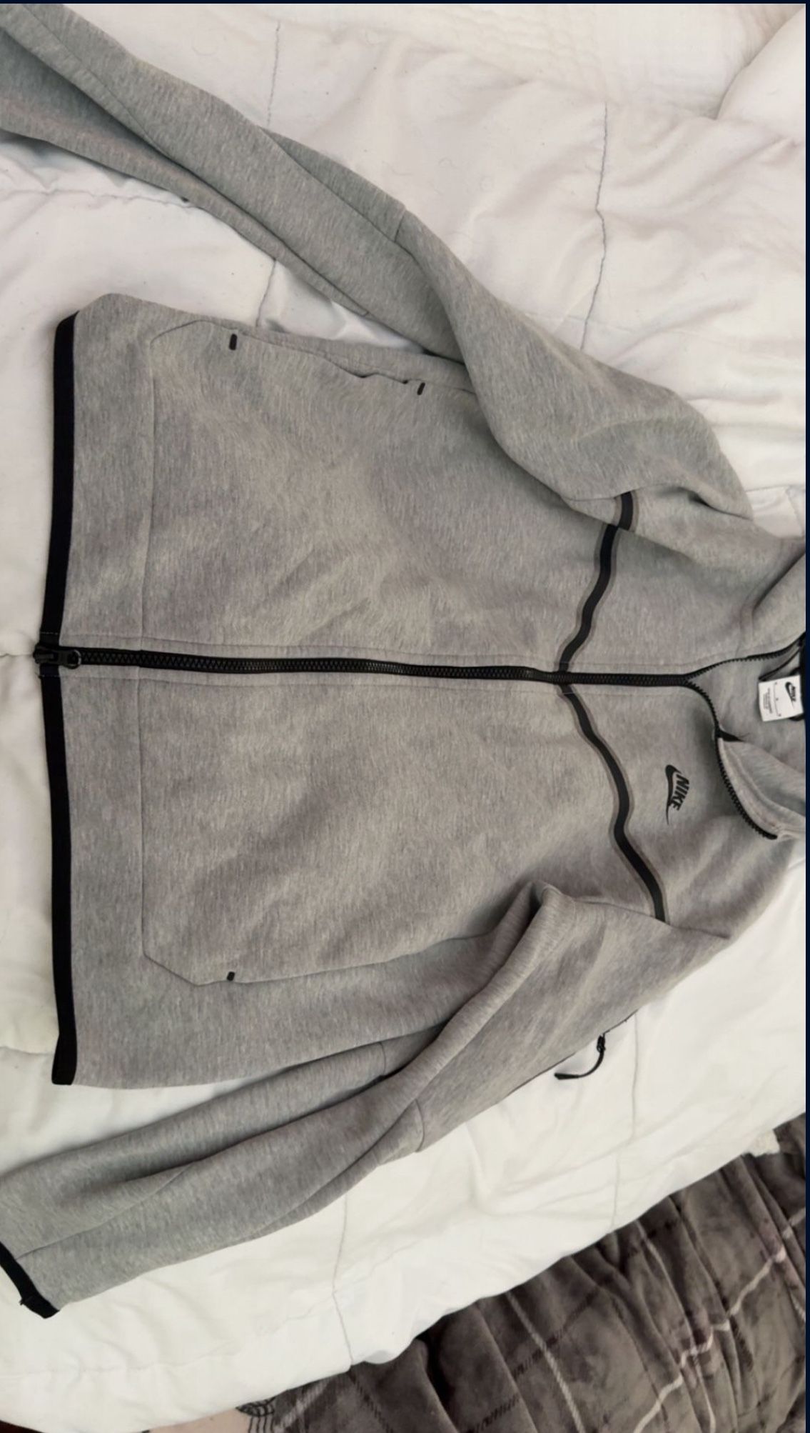 Men’s nike tech