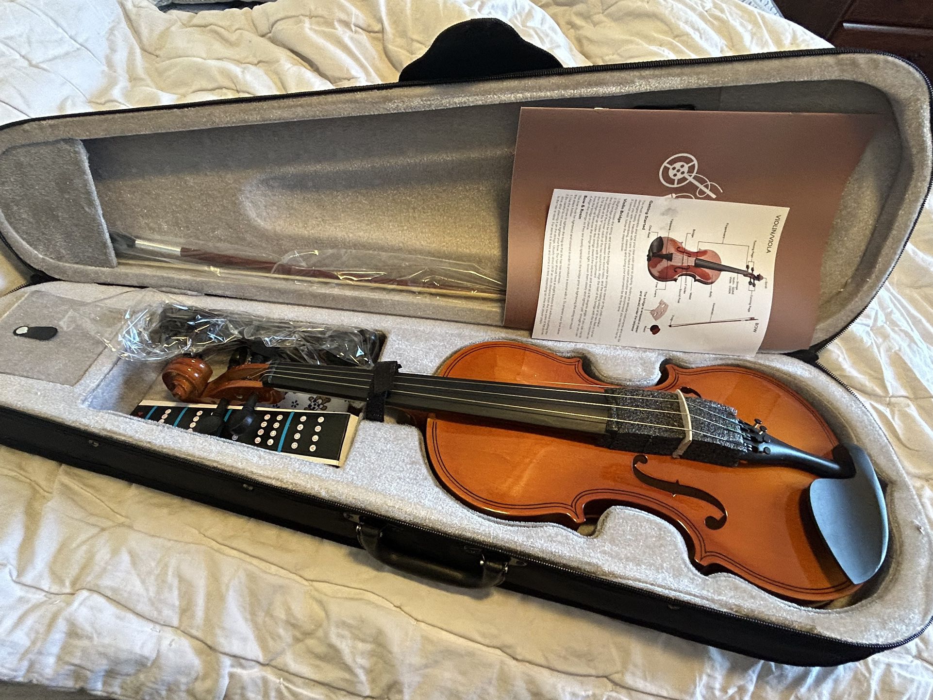 4/4 Full Size Violin