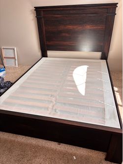 Bedroom set