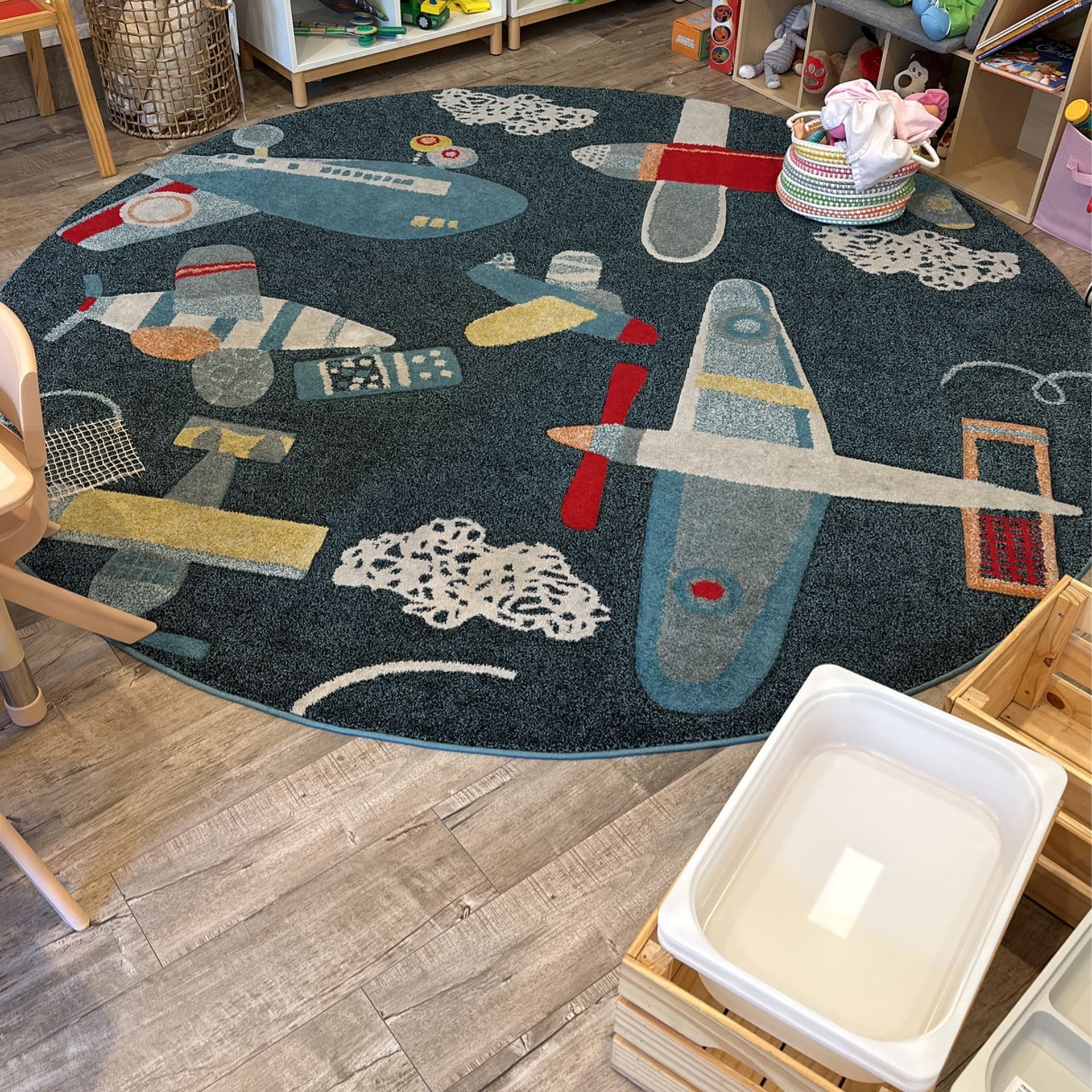 Round 8 Ft Airplanes Burgan Kids Navy Area rug