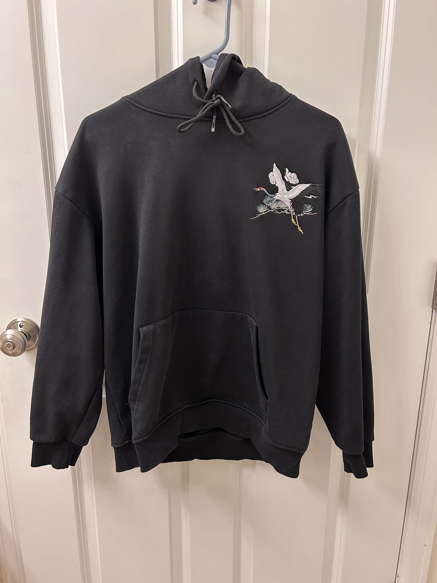 Jiepaiyieu China Trend Embroidered Hoodie Sweatshirt Size 23” Pit to Pit Soft