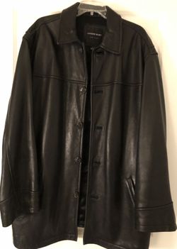 Andrew Marc men’s black leather jacket