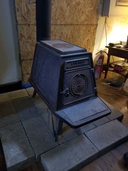1983 Energy Harvesters wood stove for Sale in Carthage, IN - OfferUp