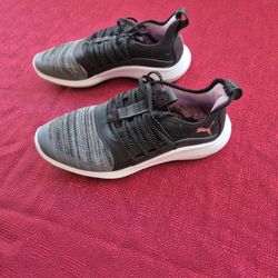 Tenis Puma Size 7 1/2 De Mujer $20 