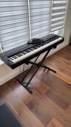 Yamaha keyboard PA-300