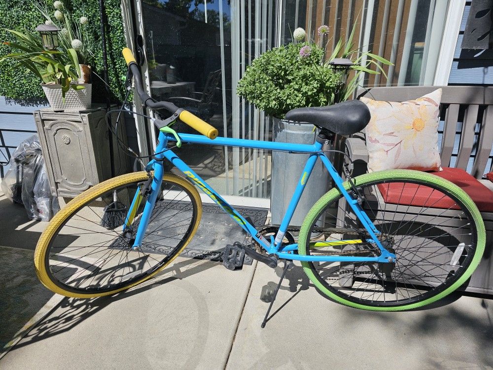 Kent 700C Ridgeland Hybrid Bike