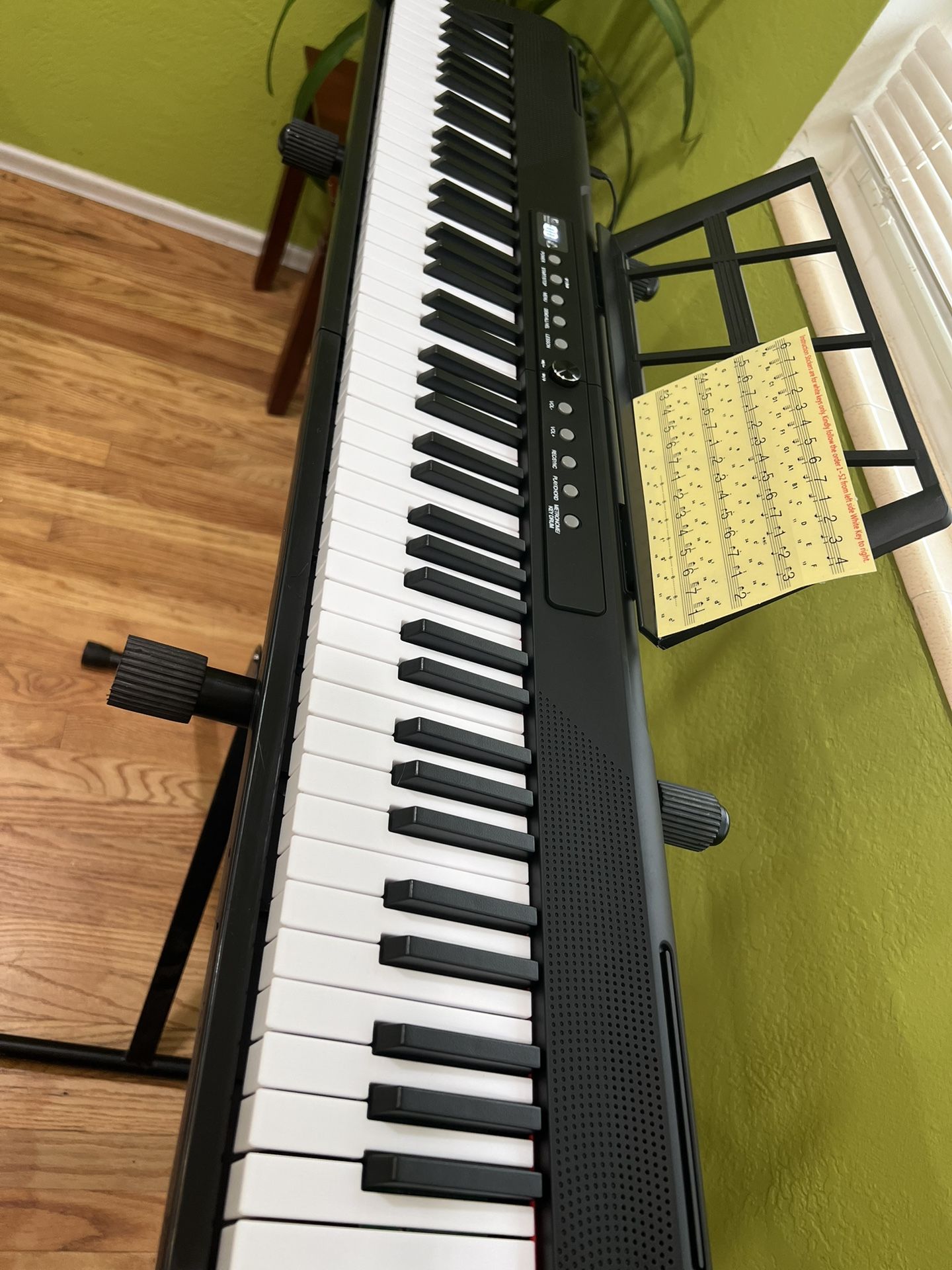 New Piano Set