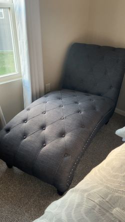 Lazy boy chair