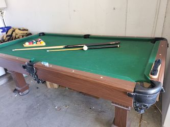 Pool table