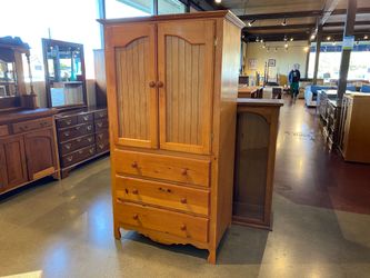 Blonde Wardrobe with Three Lower Drawer