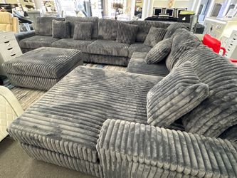 NEW OFFER! Bazoka Charcoal 7PC Sectional Reversal w/Storage and Culpholders