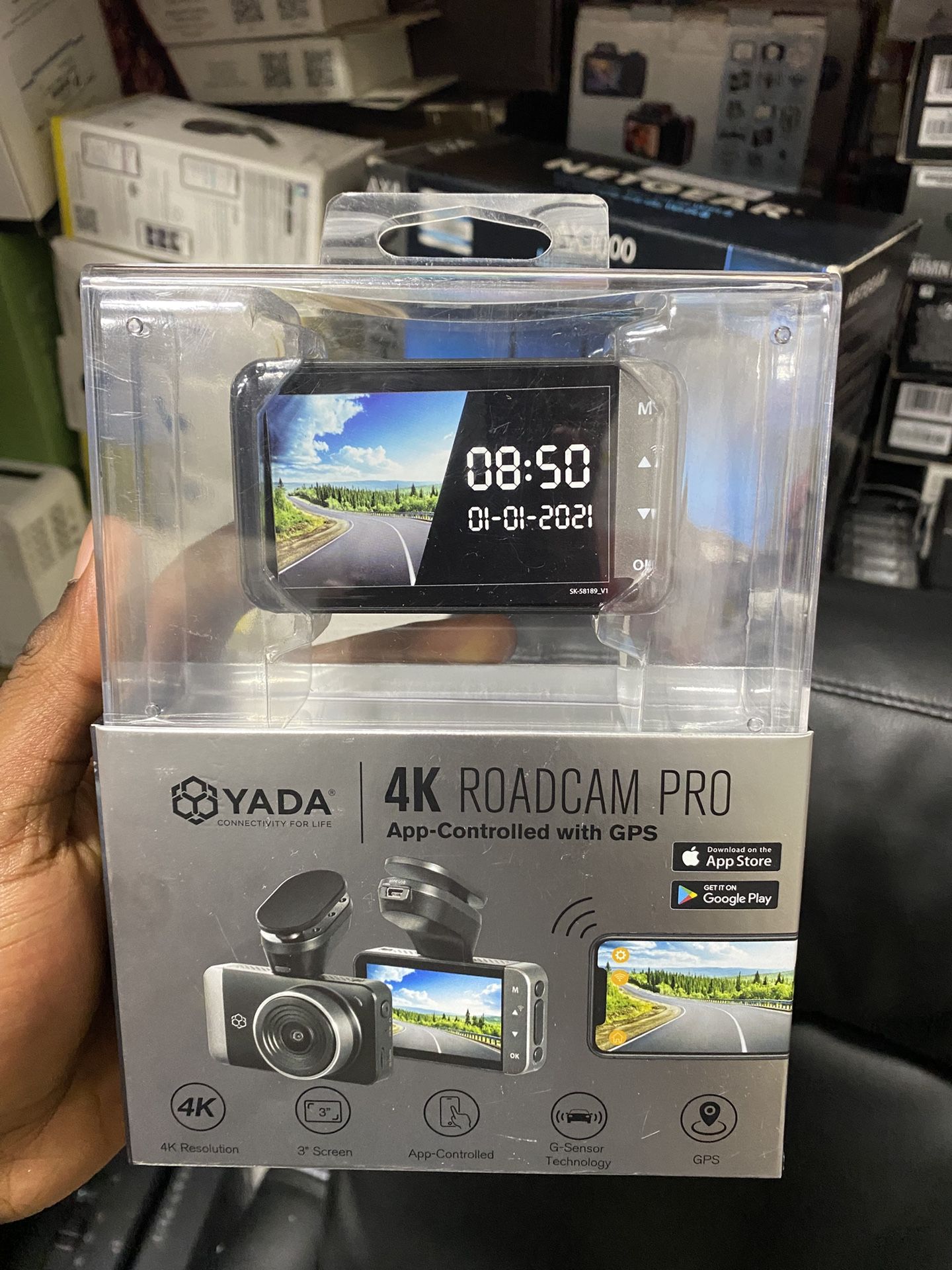 Yada 4K Roadcam Pro GPS with App, 150 Degree Wide Angle Lense, 3" LCD Screen, UHD Resolution High Dynamic Range for Day/Night. G-Sensor Technology wit