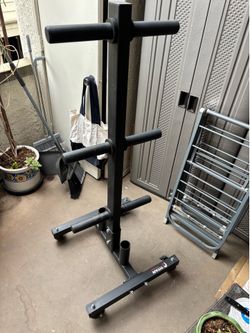 Rack for olimpic plates.heavy duty on wheels (Titan Fitness)Check the comments below