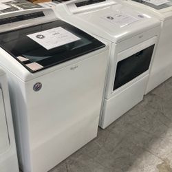 Whirlpool Set Top Load Washer And Electric Dryer