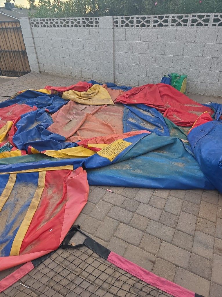 Free Jumping Castle All Works Just A Little Dirty 
