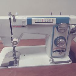 Vintage Sewing Machine with Table