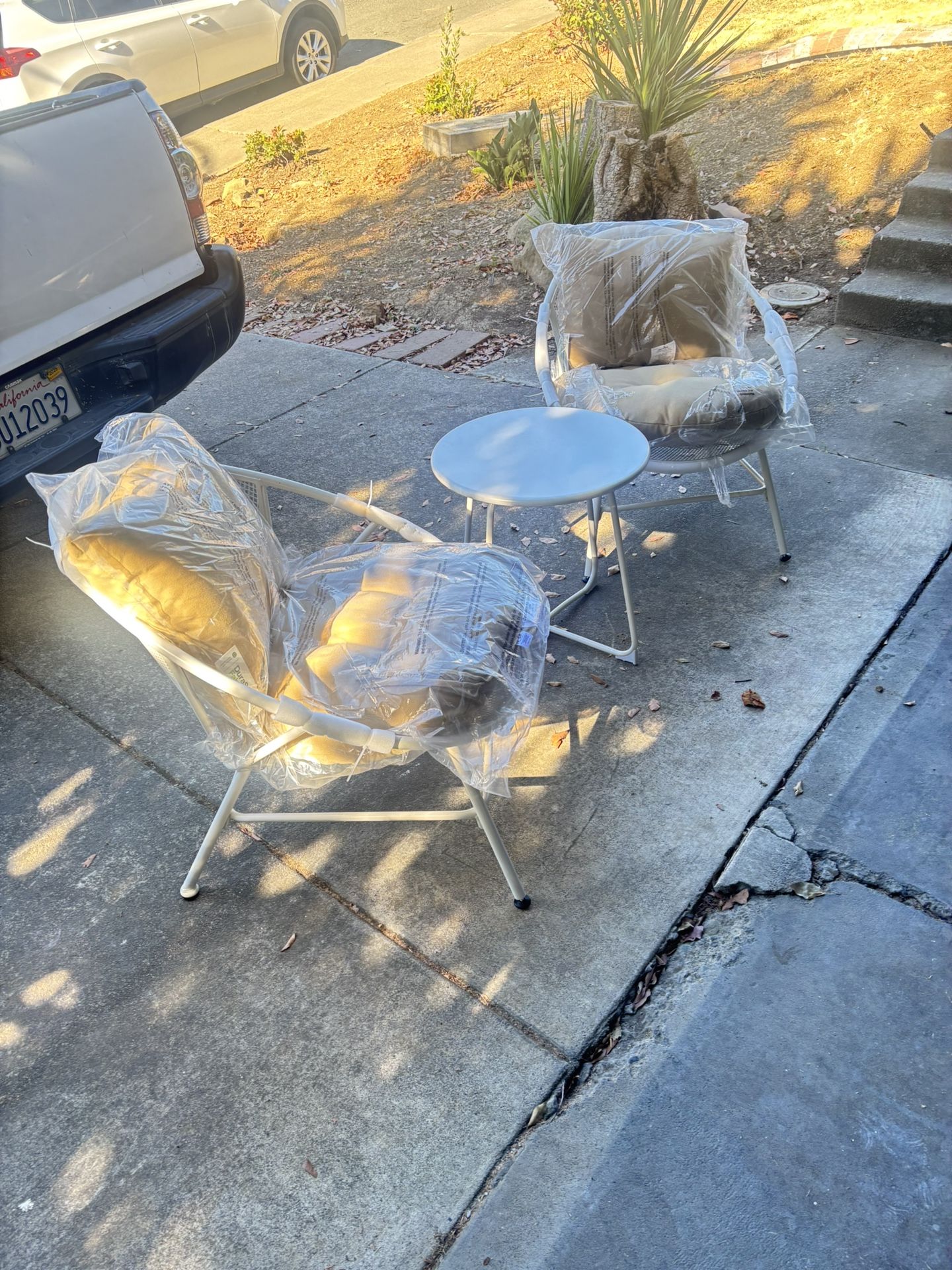 Small Space Set 3pc Metal Mesh - 2 Chairs and 1 Table
