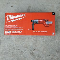 Milwaukee M18 Brushless Rotary Hammer Tool Only New 