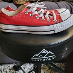 Red Converse Size 8