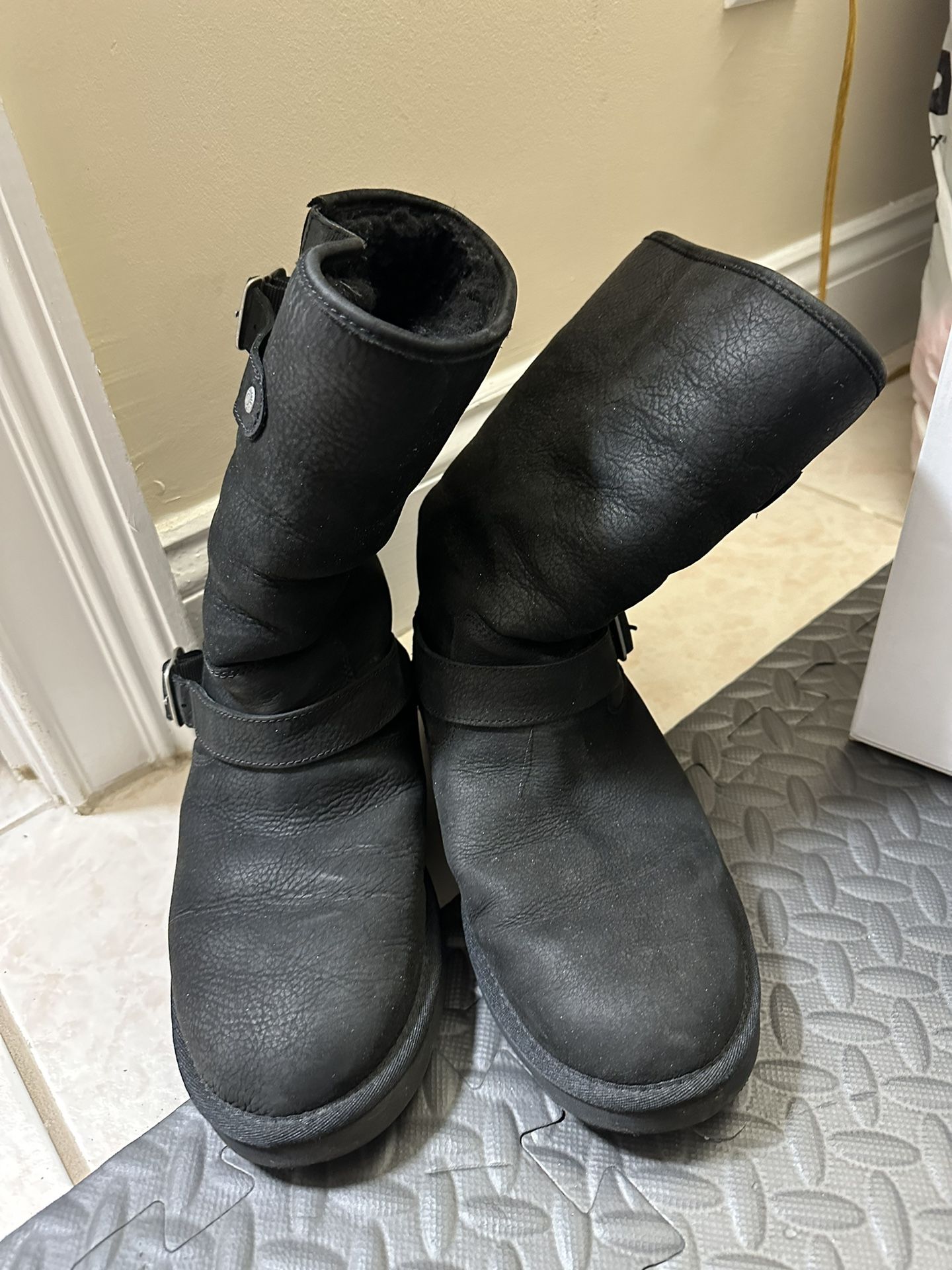 Womens Uggs