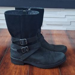 UGG Lorna Black Waterproof Leather Boot Fur Lined US 8 EU 39