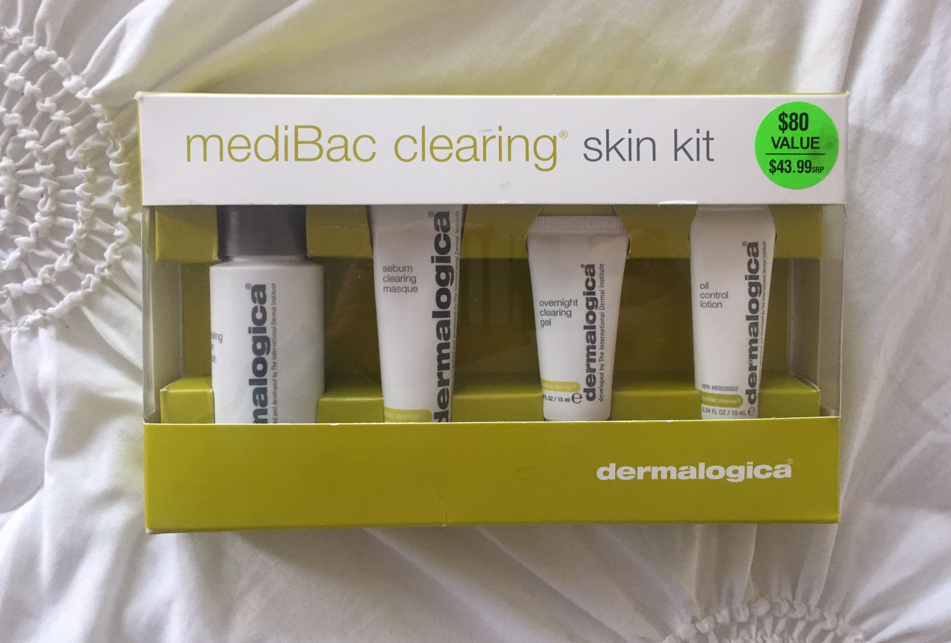 mediBac clearing skin kit by dermalogica