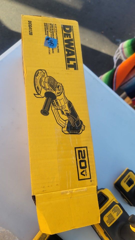 Grinder Dewalt 