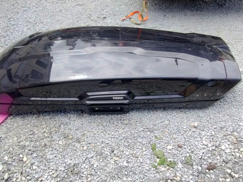 Thule Roof Rack 77in